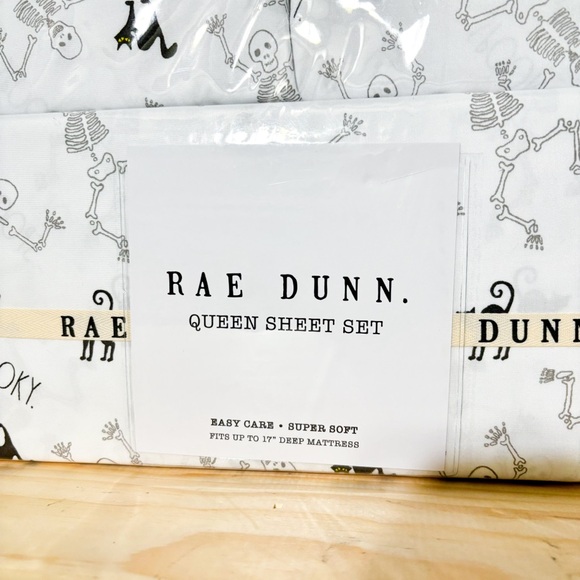 RAE DUNN *NEW* Spooky Skeleton Black Cat Halloween Queen Sheet Set Goth - Picture 2 of 8